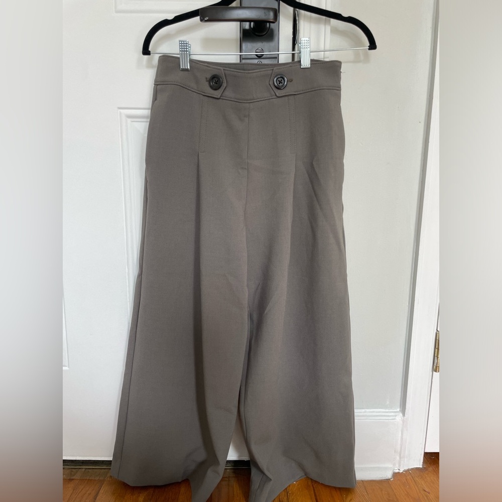 Ann Taylor Petite Pleated Culotte Pant in Dark Taupe